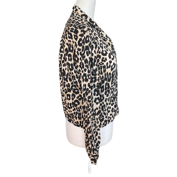 Topshop Animal Print Button Down Shirt Size 4 - Picture 4 of 10